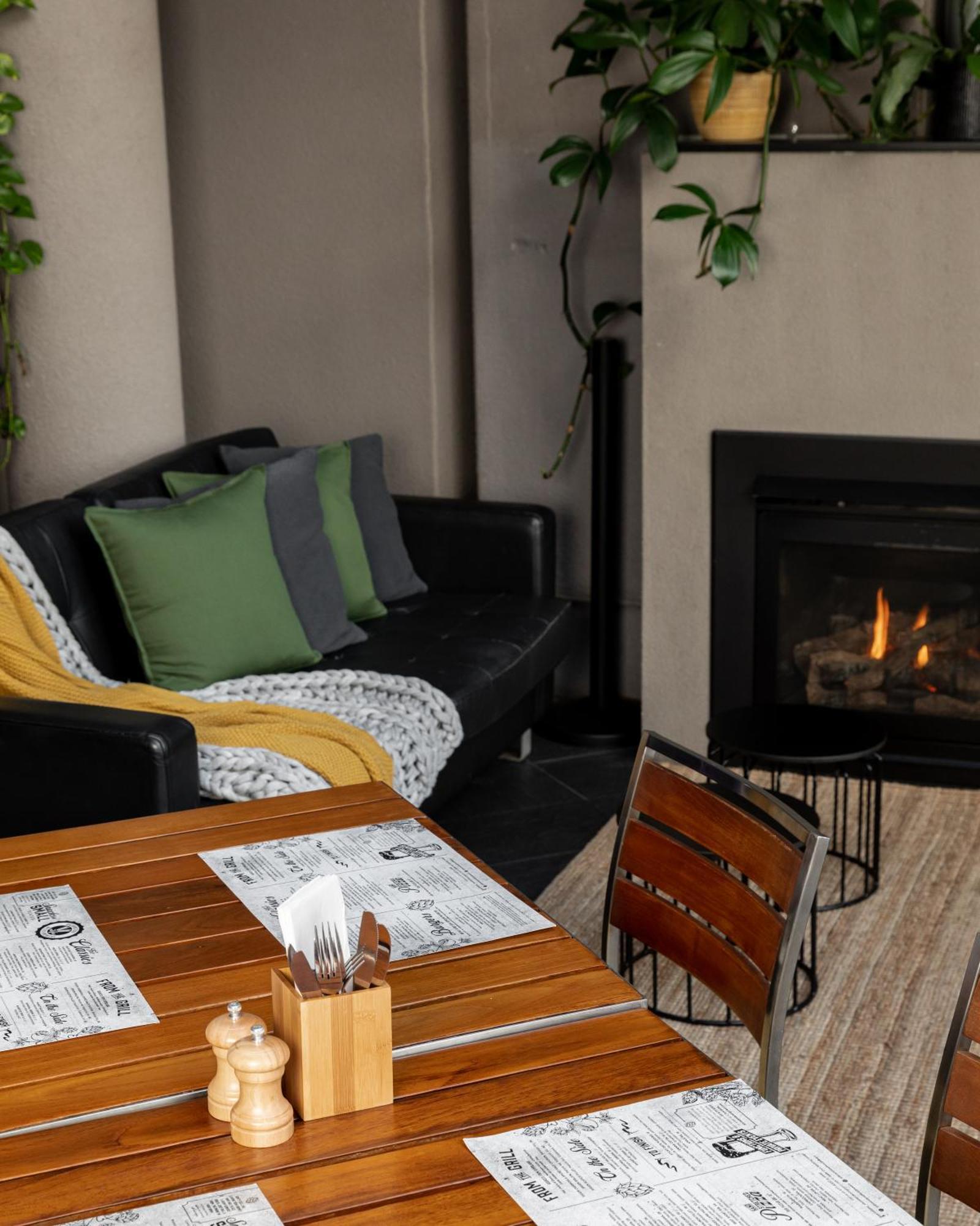 Atura Dandenong Hotel Doveton Exterior foto