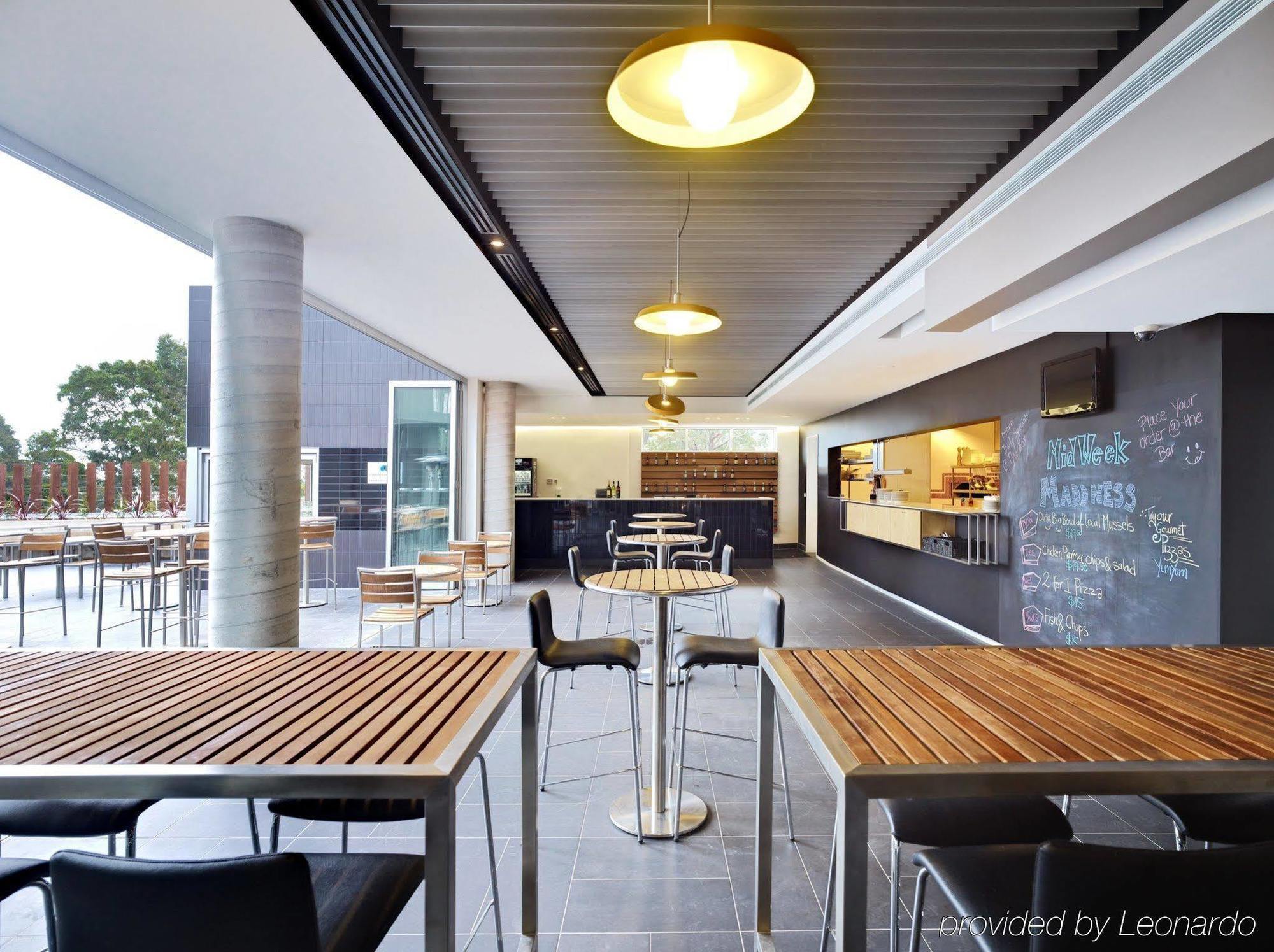 Atura Dandenong Hotel Doveton Exterior foto