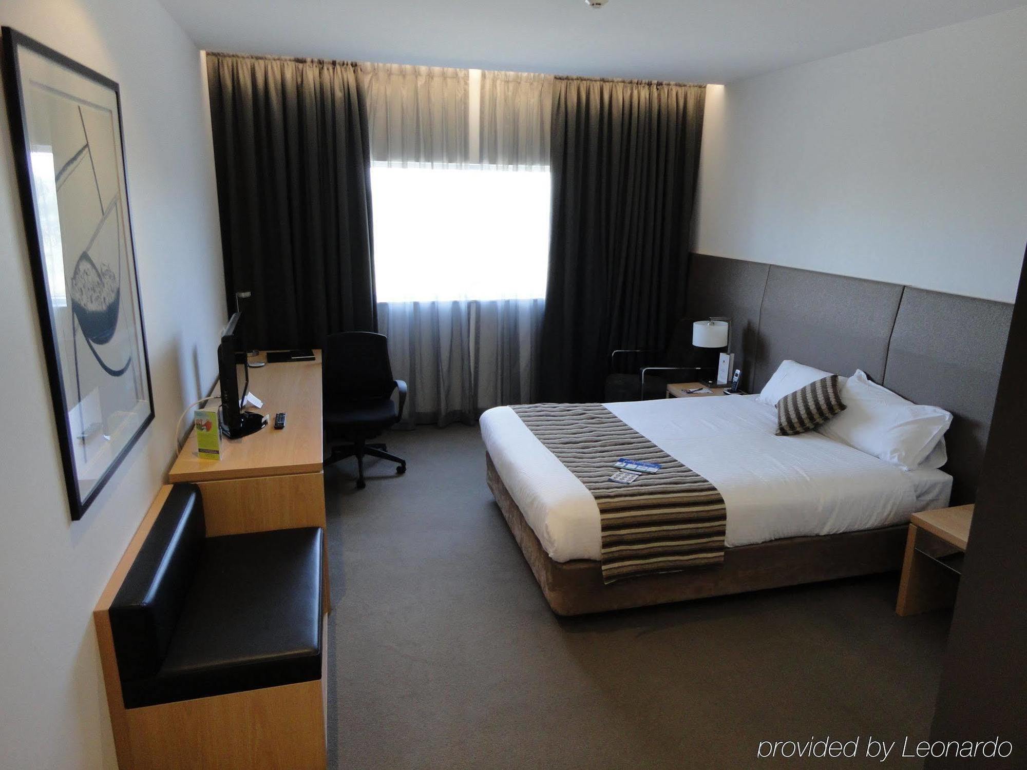 Atura Dandenong Hotel Doveton Exterior foto